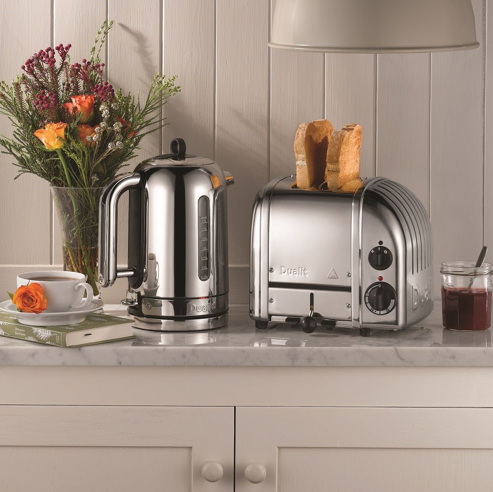 Dualit Frühstücksset inkl. 2er Toaster + 1,7 L Wasserkocher und Brötchenaufsatz